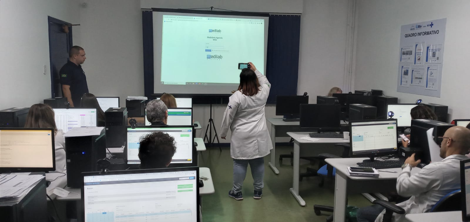 Capacitação sobre novo sistema de ultrassonografia