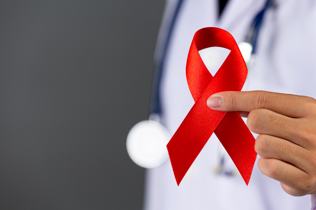 Dezembro Vermelho: Campanha Nacional de Prevenção ao HIV/Aids e outras Infecções Sexualmente Transmissíveis