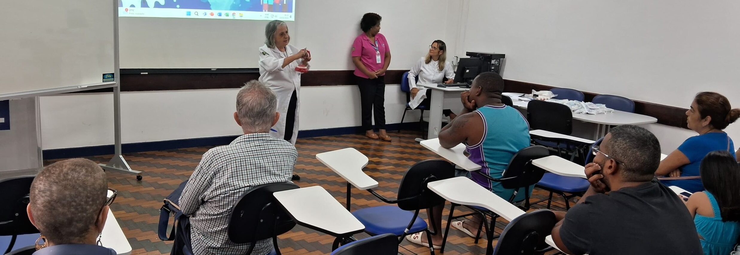 Saúde Bucal: Educação e Orientação na Estação Otics-Rio Catete