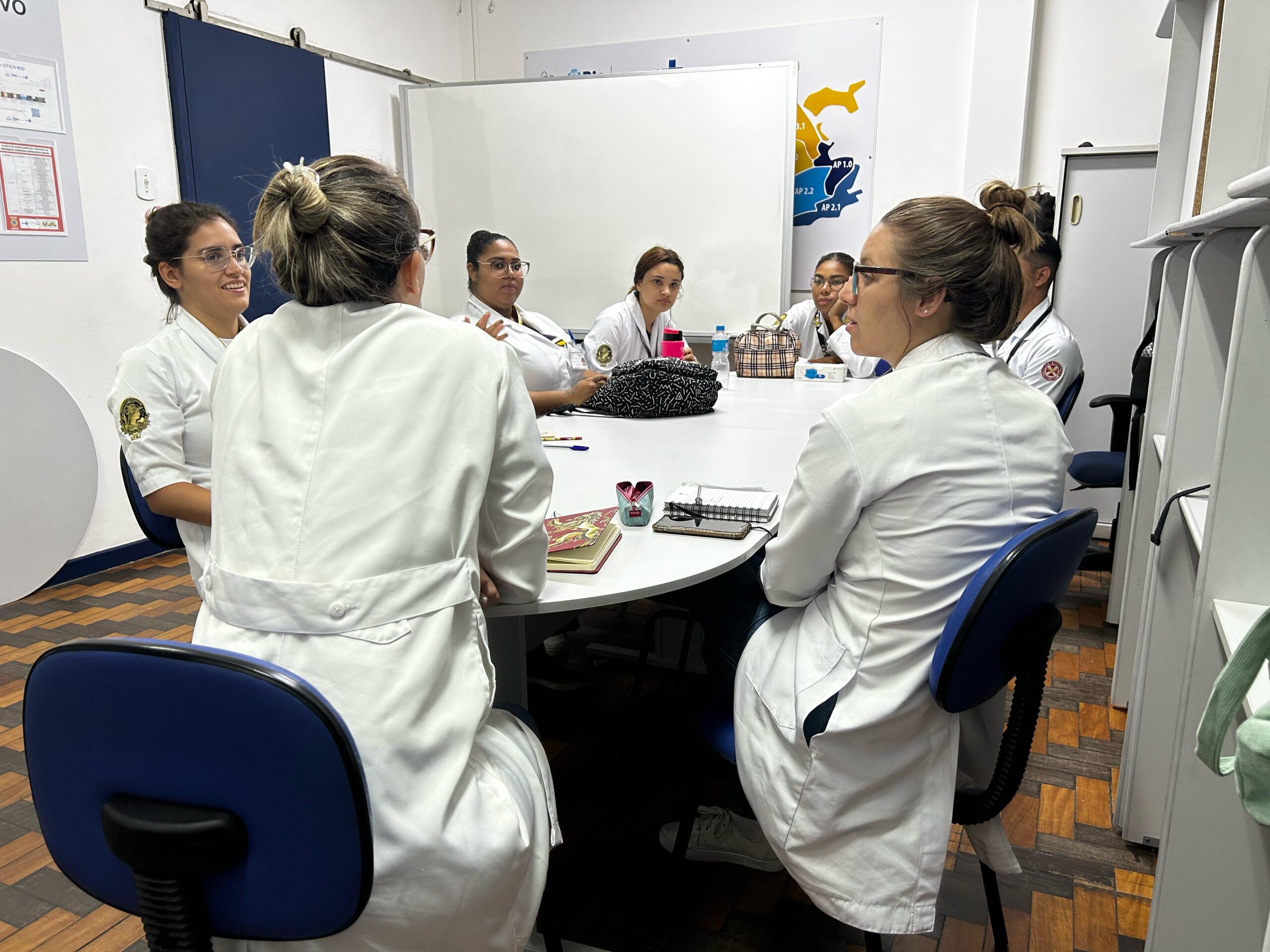 Reunião dos Acadêmicos da escola Anna Nery (UFRJ)