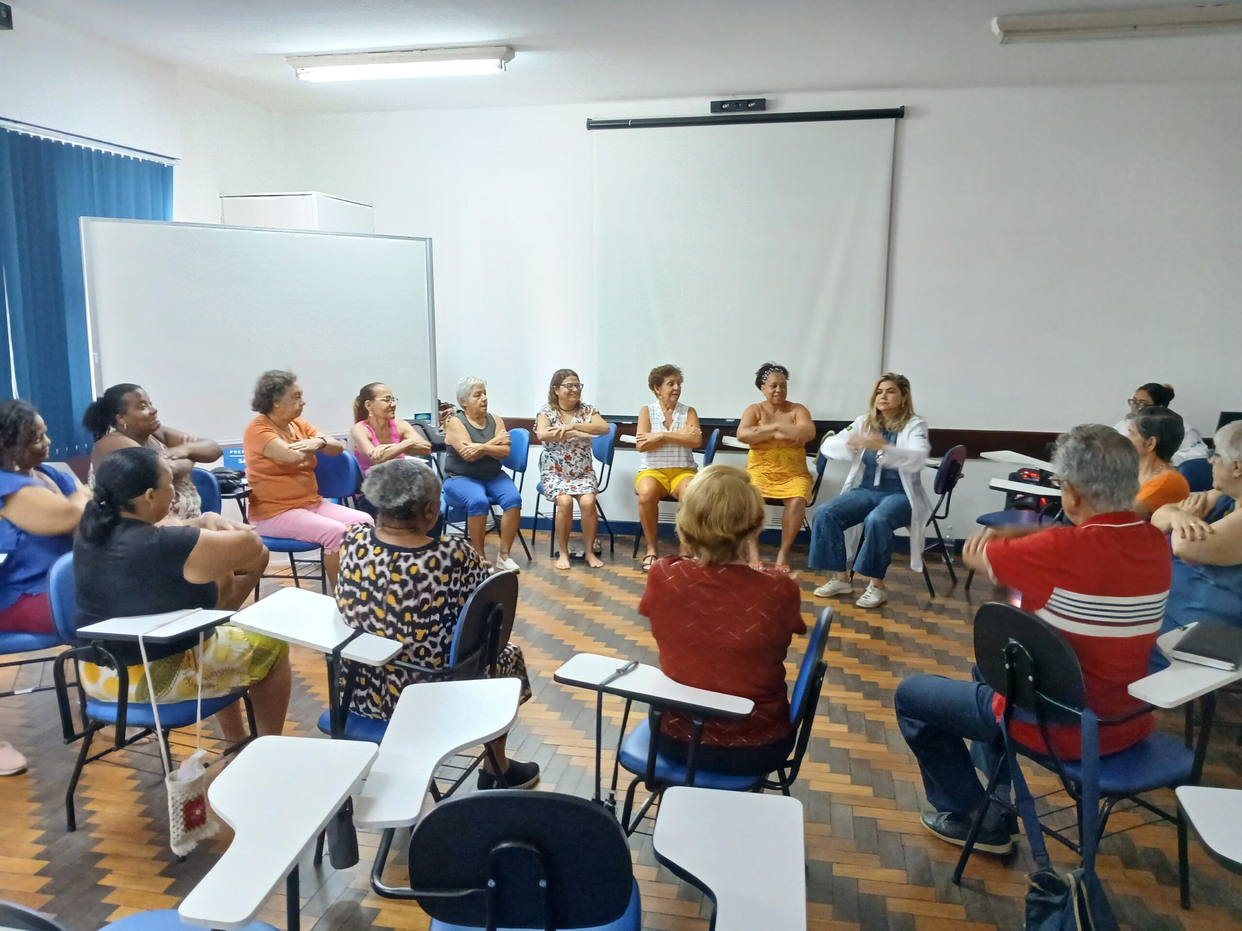 Grupo de Terapia Integrativa do CMS Manoel José Ferreira