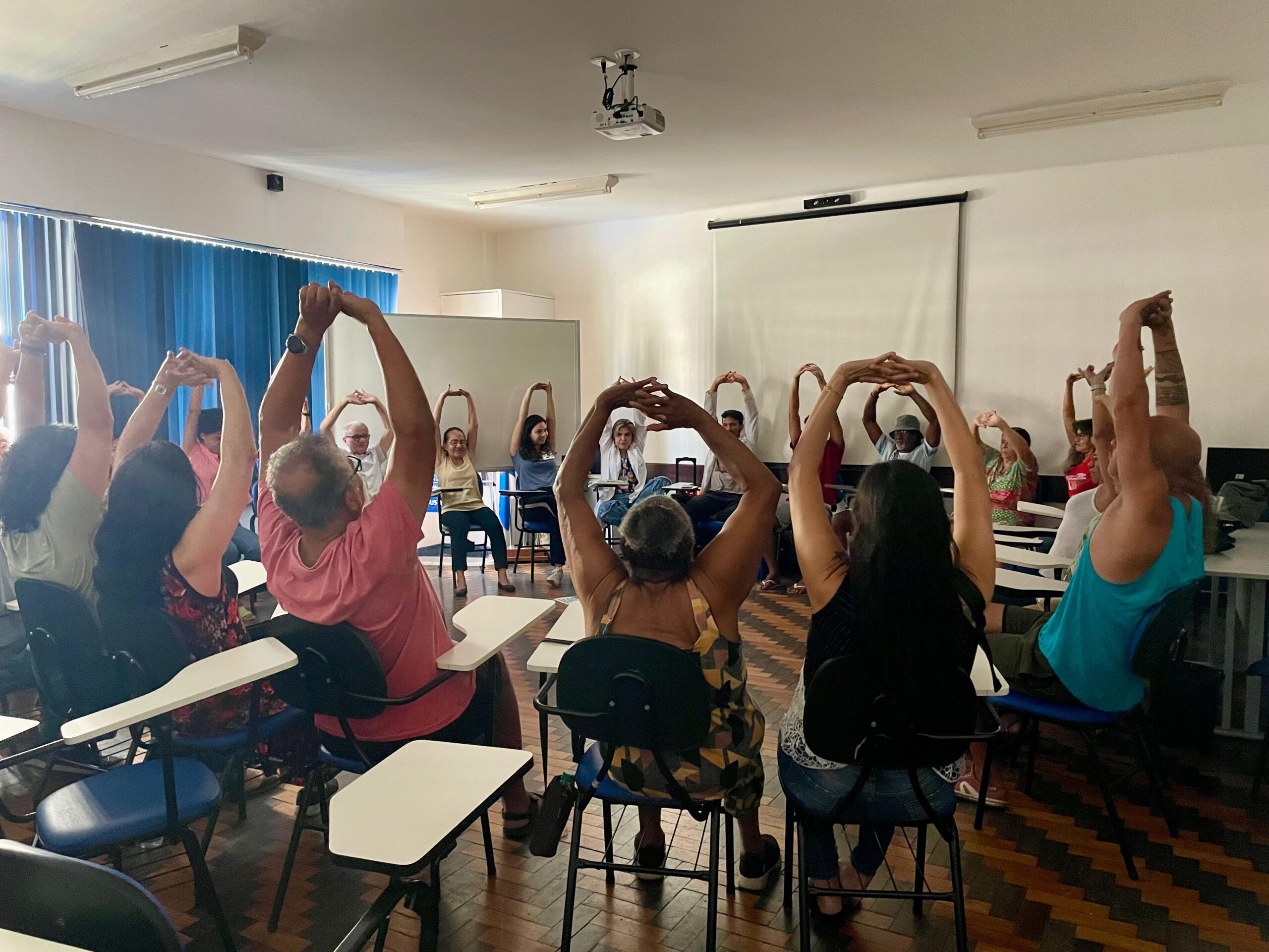 Grupo de Terapia Integrativa do CMS Manoel José Ferreira