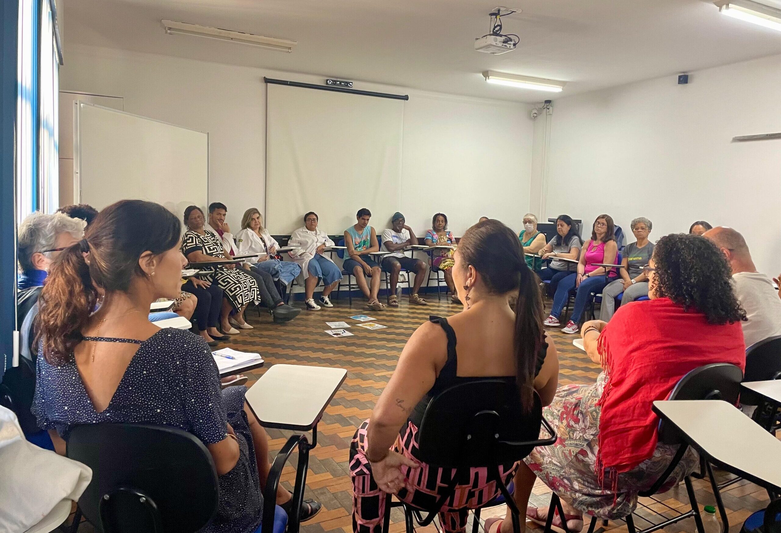 Grupo de Terapia Integrativa do CMS Manoel José Ferreira