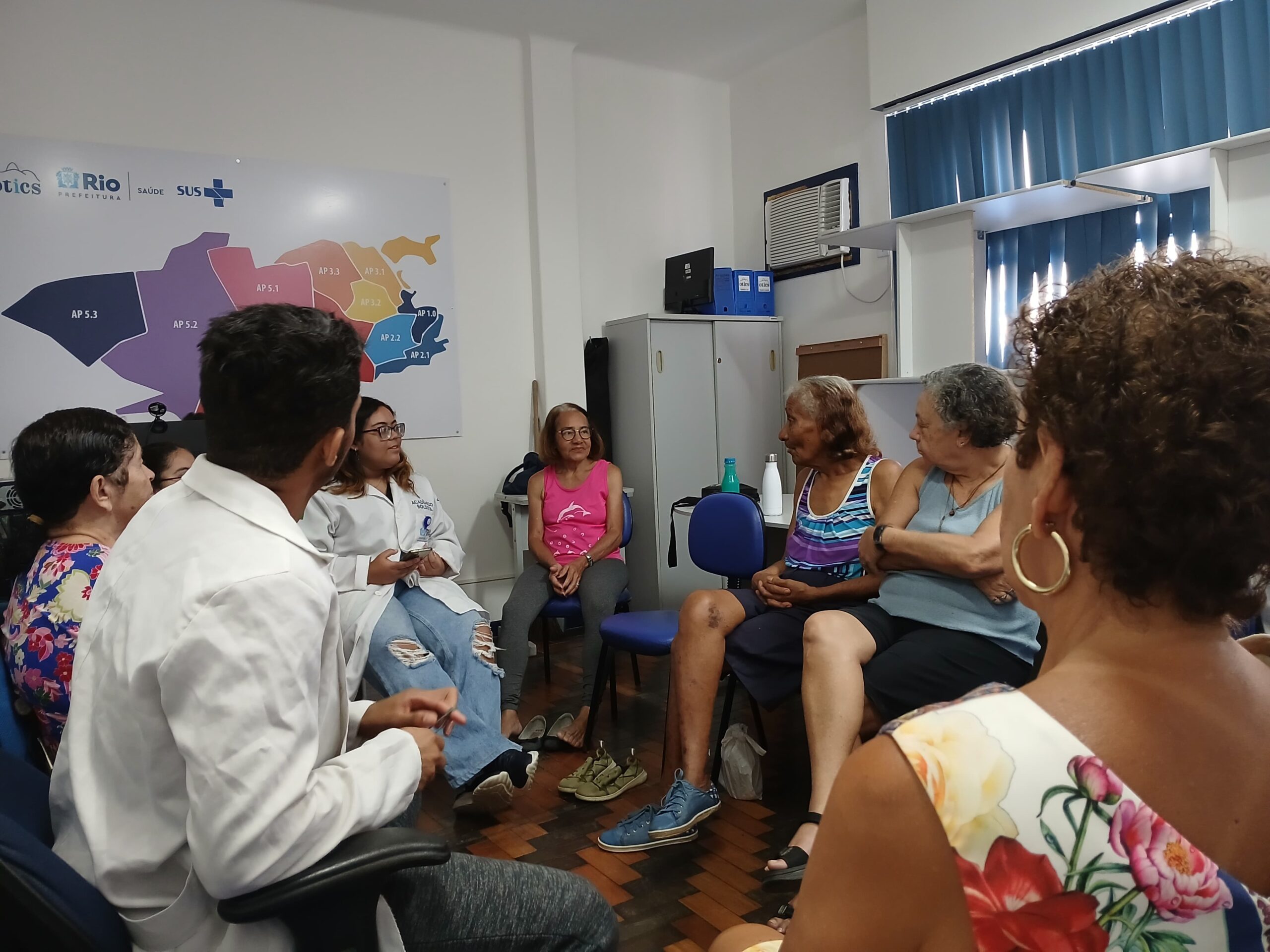 Grupo de Terapia Integrativa do CMS Manoel José Ferreira