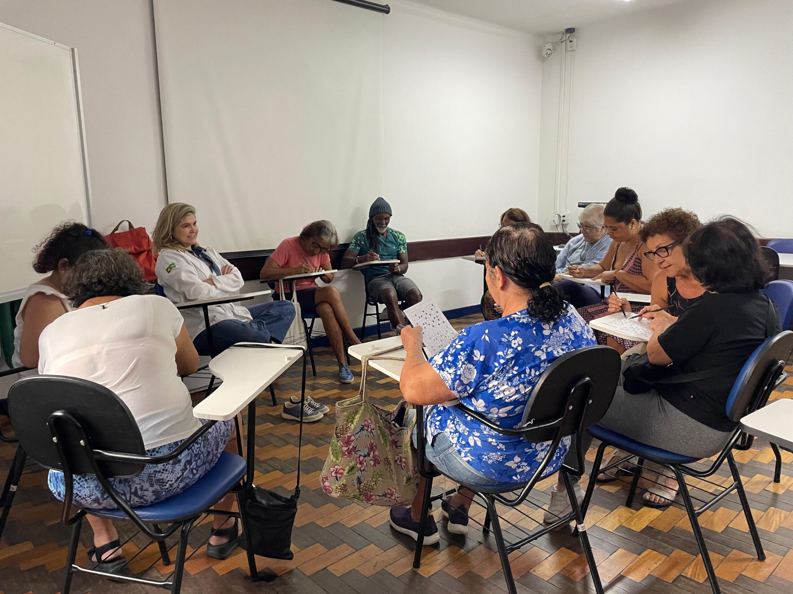 Grupo de Terapia Integrativa do CMS Manoel José Ferreira