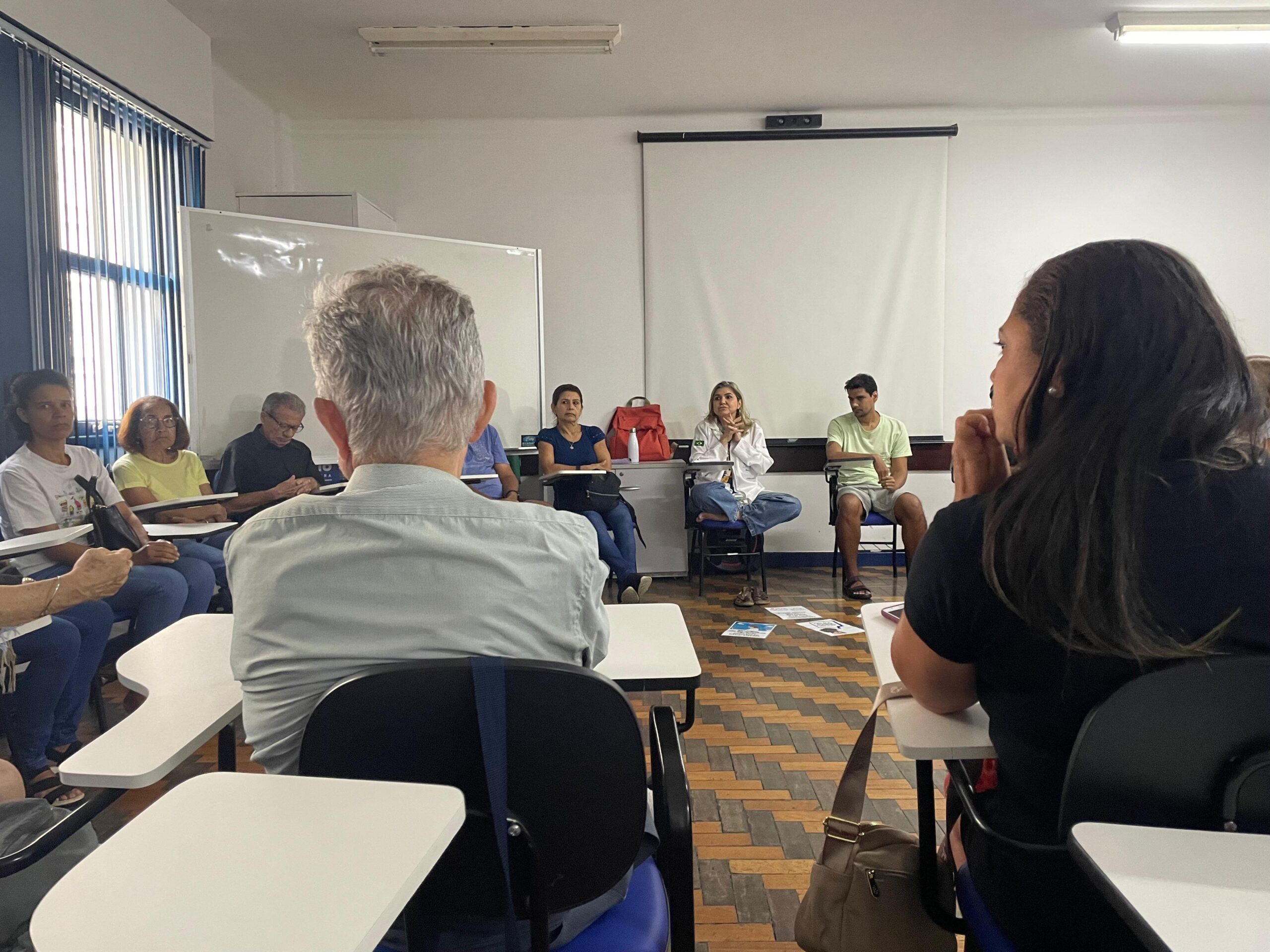 Grupo de Terapia Integrativa do CMS Manoel José Ferreira