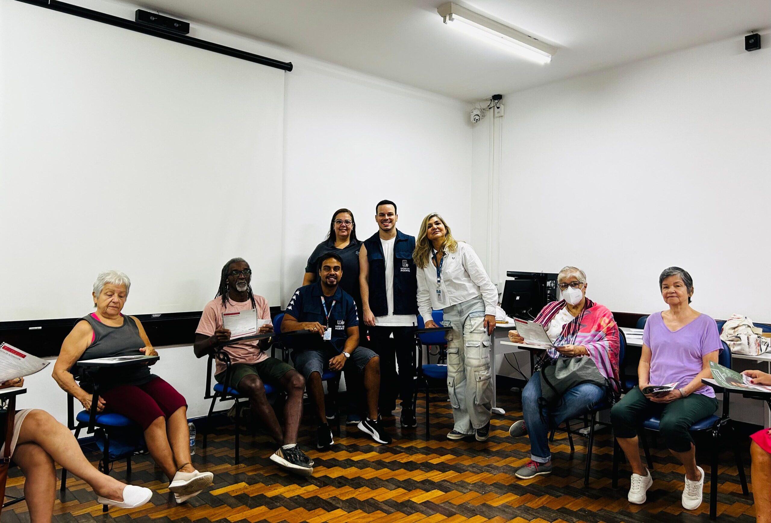 Grupo de Terapia Integrativa do CMS Manoel José Ferreira