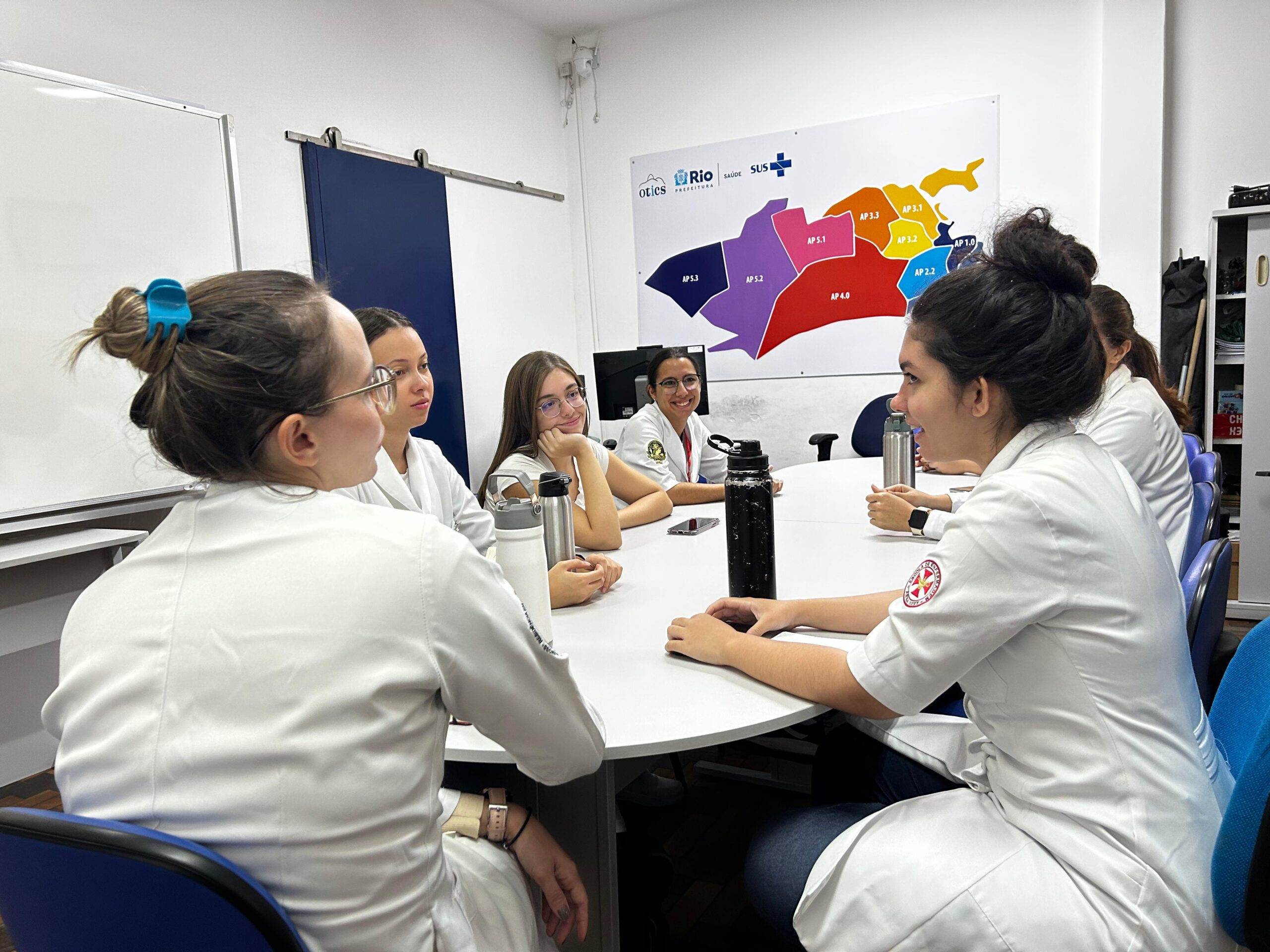 Reunião dos Acadêmicos da Escola de Enfermagem Anna Nery (UFRJ)