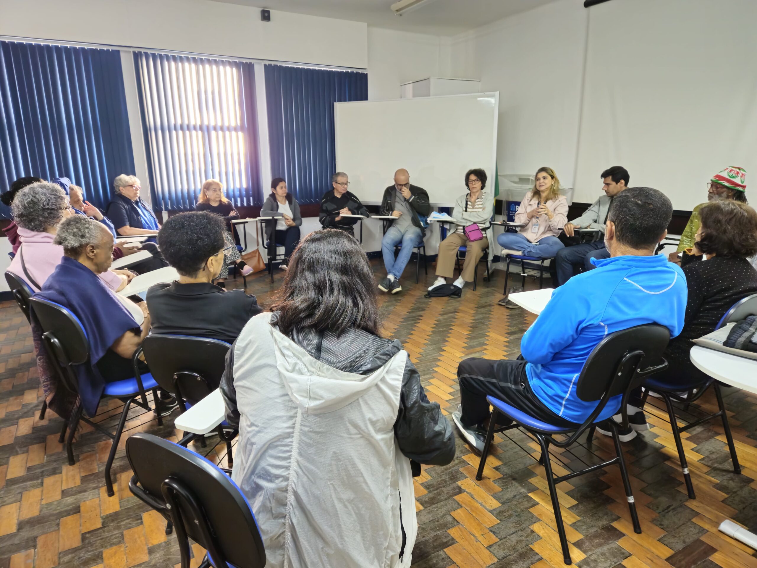 Grupo de Terapia Integrativa do CMS Manoel José Ferreira