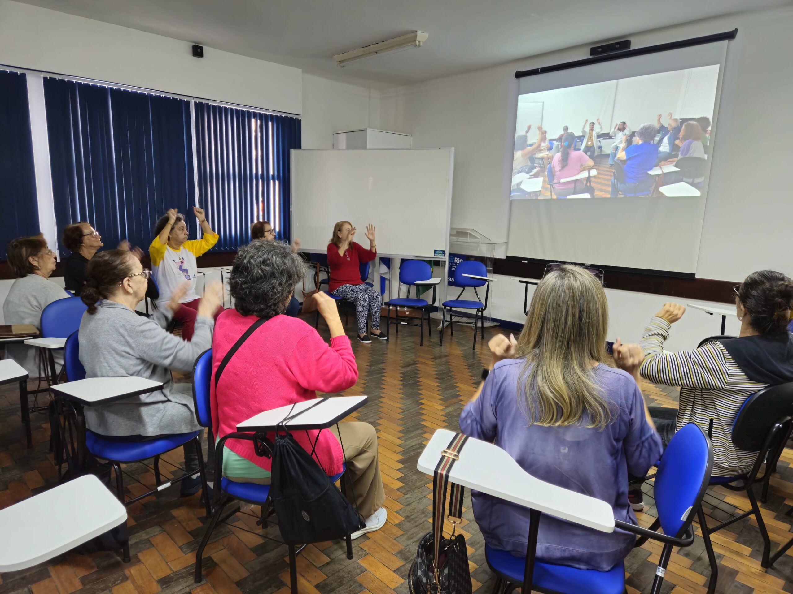 Grupo de Terapia Integrativa do CMS Manoel José Ferreira