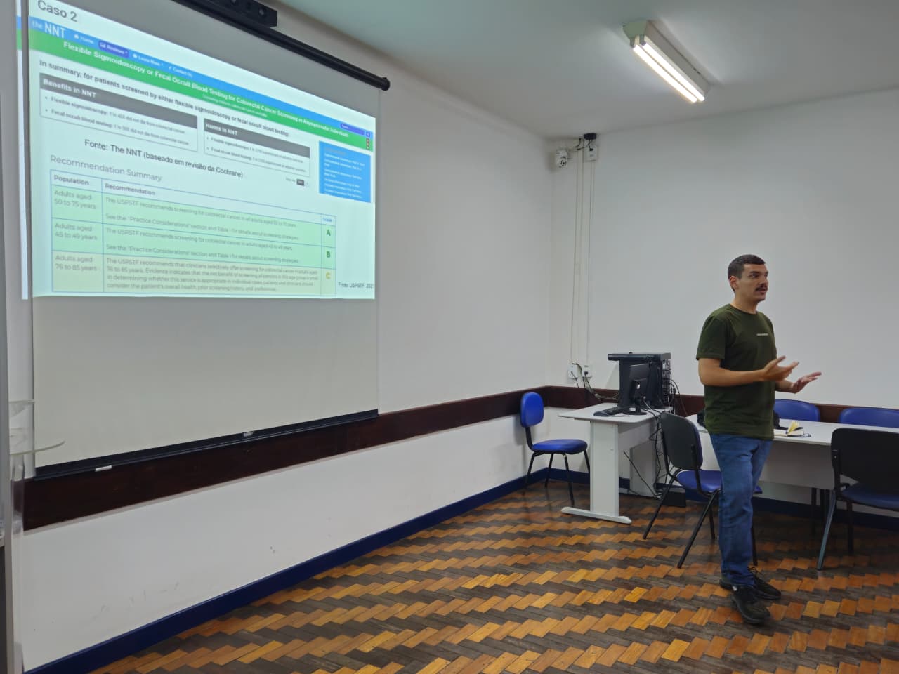 Aula do Programa de Residência em Medicina de Família e Comunidade (PRMFC)