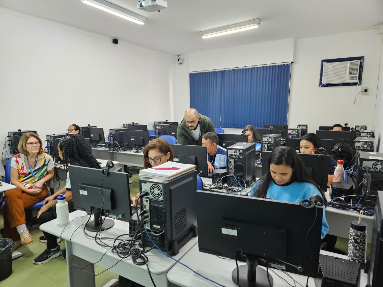 Treinamento com ACS sobre o programa PBF/CFC