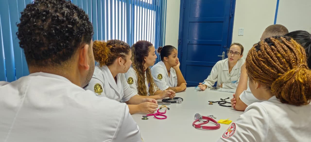 Reunião dos Acadêmicos da Escola de Enfermagem Anna Nery (UFRJ)