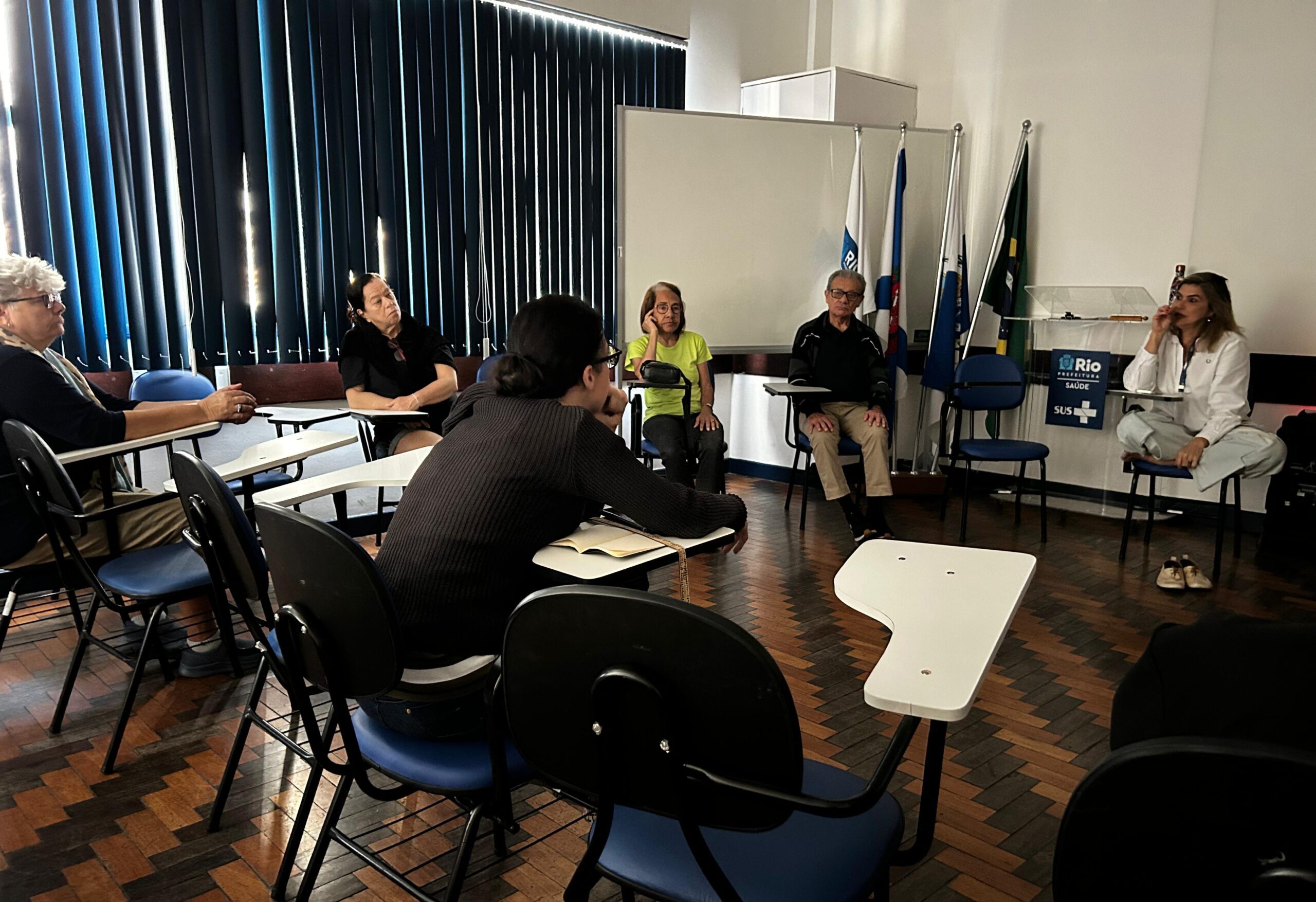 Grupo de Terapia Integrativa do CMS Manoel José Ferreira