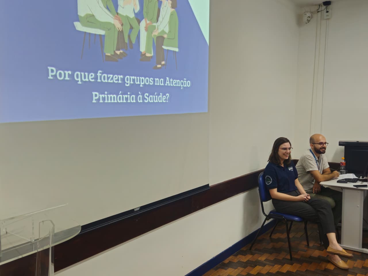 Aula do Programa de Residência em Medicina de Família e Comunidade (PRMFC)