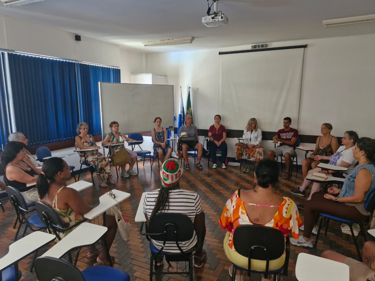 Grupo de Terapia Integrativa do CMS Manoel José Ferreira