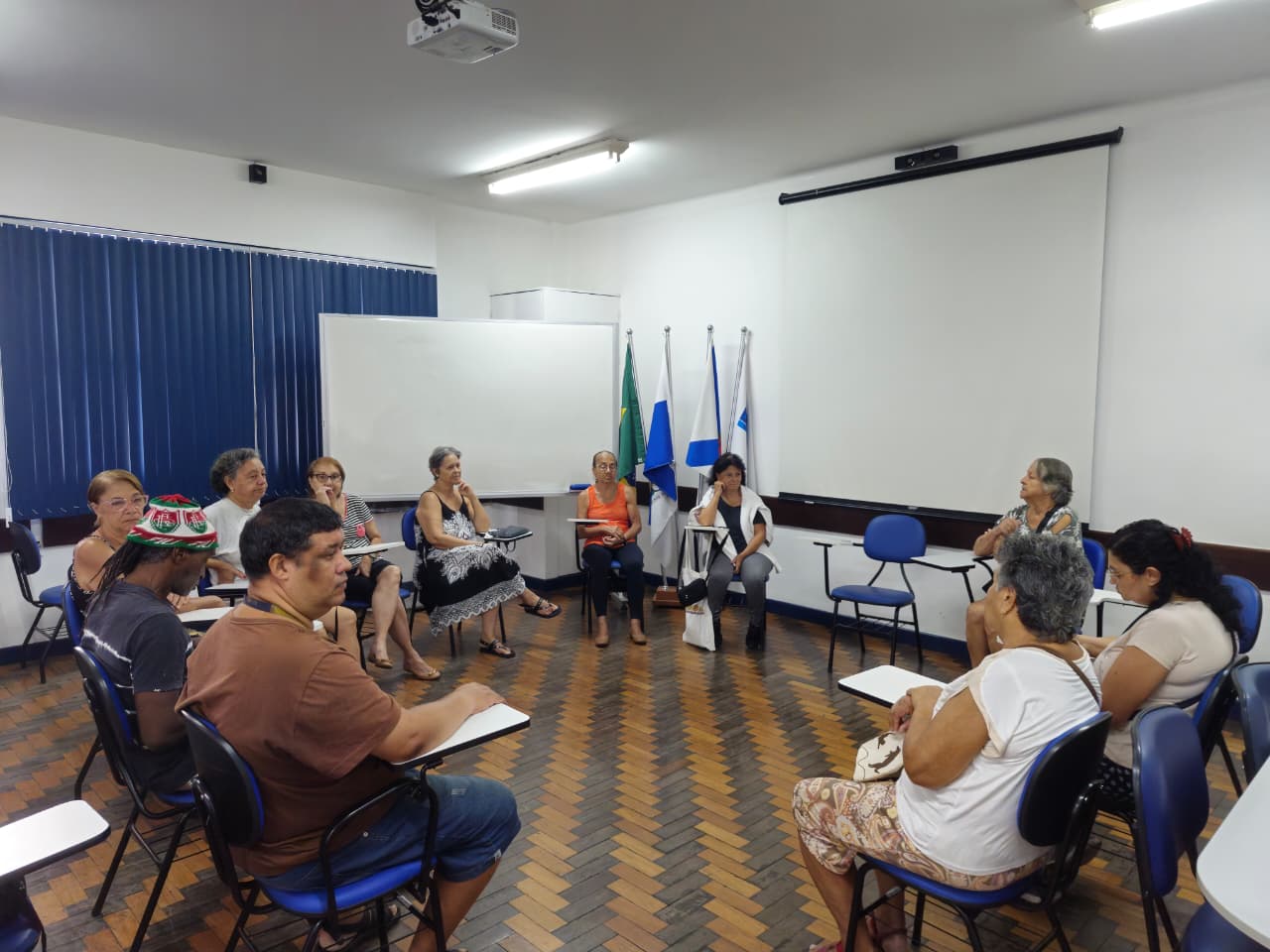 Grupo de Terapia Integrativa do CMS Manoel José Ferreira