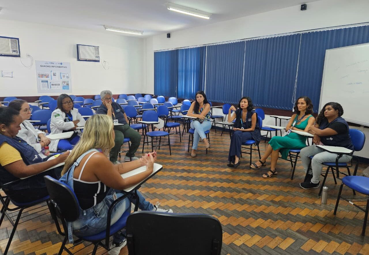Reunião com as enfermeiras do CMS Manoel José Ferreira