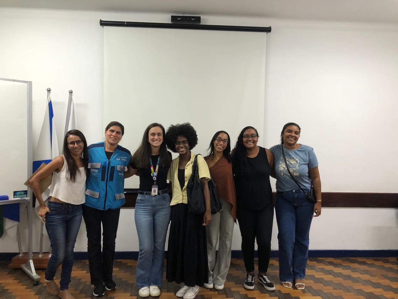 Roda de Conversa com estagiários de Serviço Social da Maternidade Escola- UFRJ