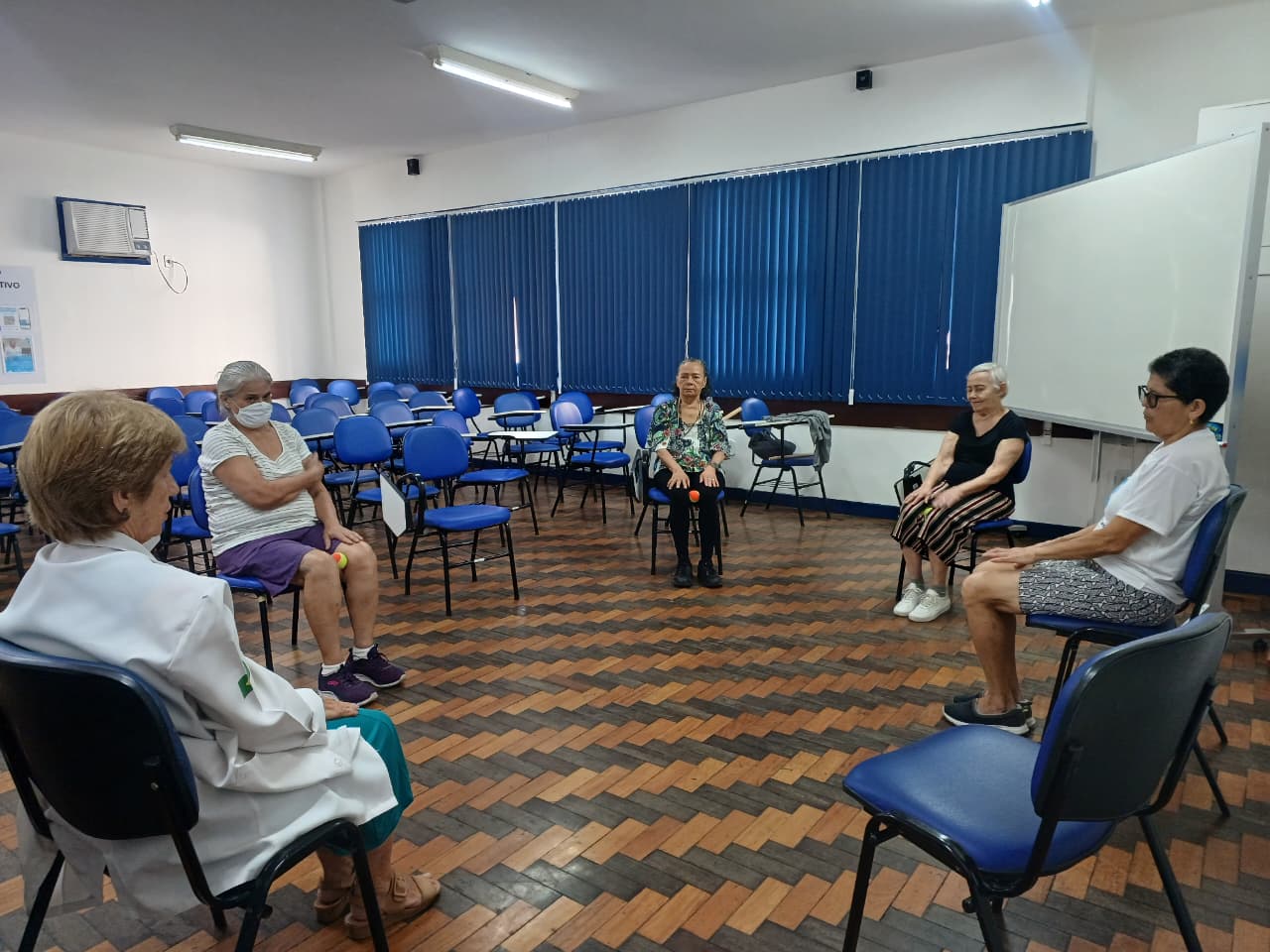 Grupo de Fisioterapia do CMS Manoel José Ferreira