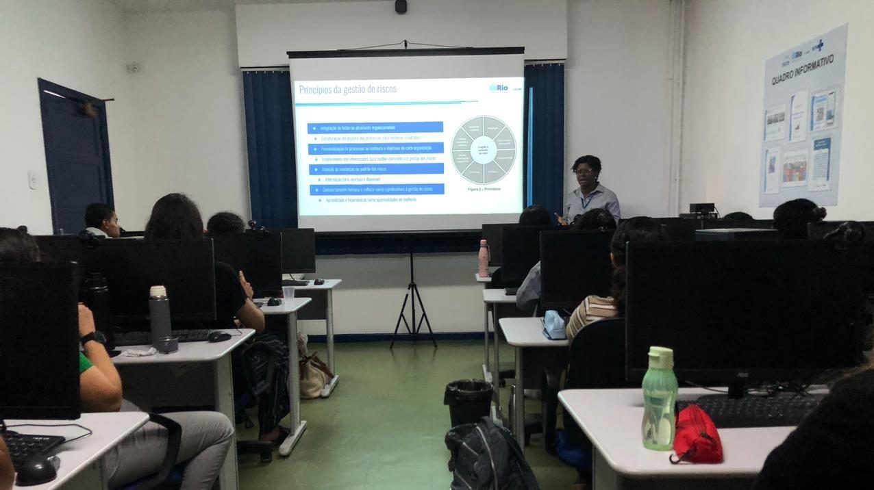 Aula do Programa de Residência em Vigilância Sanitária