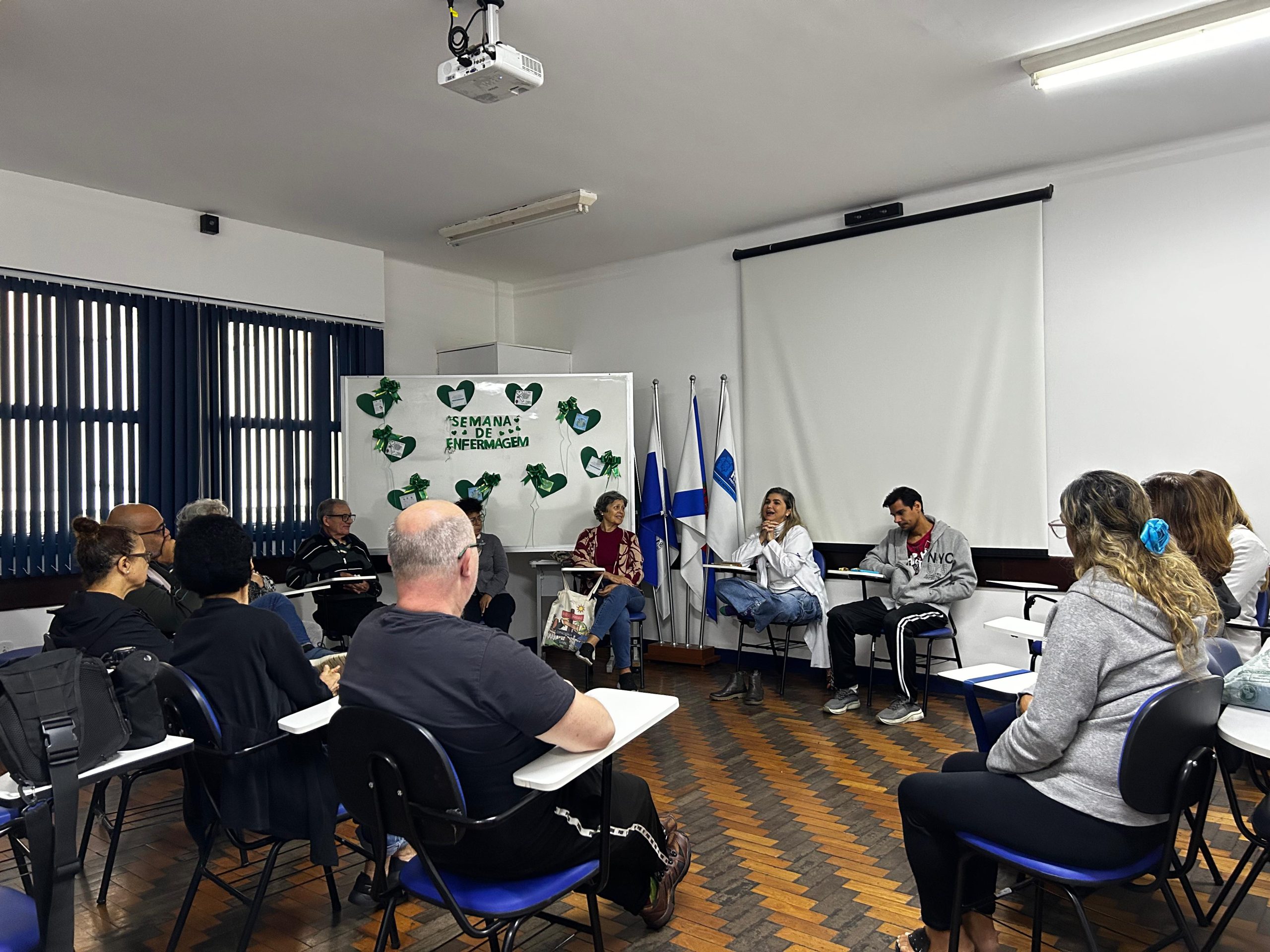 Grupo de Terapia Integrativa do CMS Manoel José Ferreira