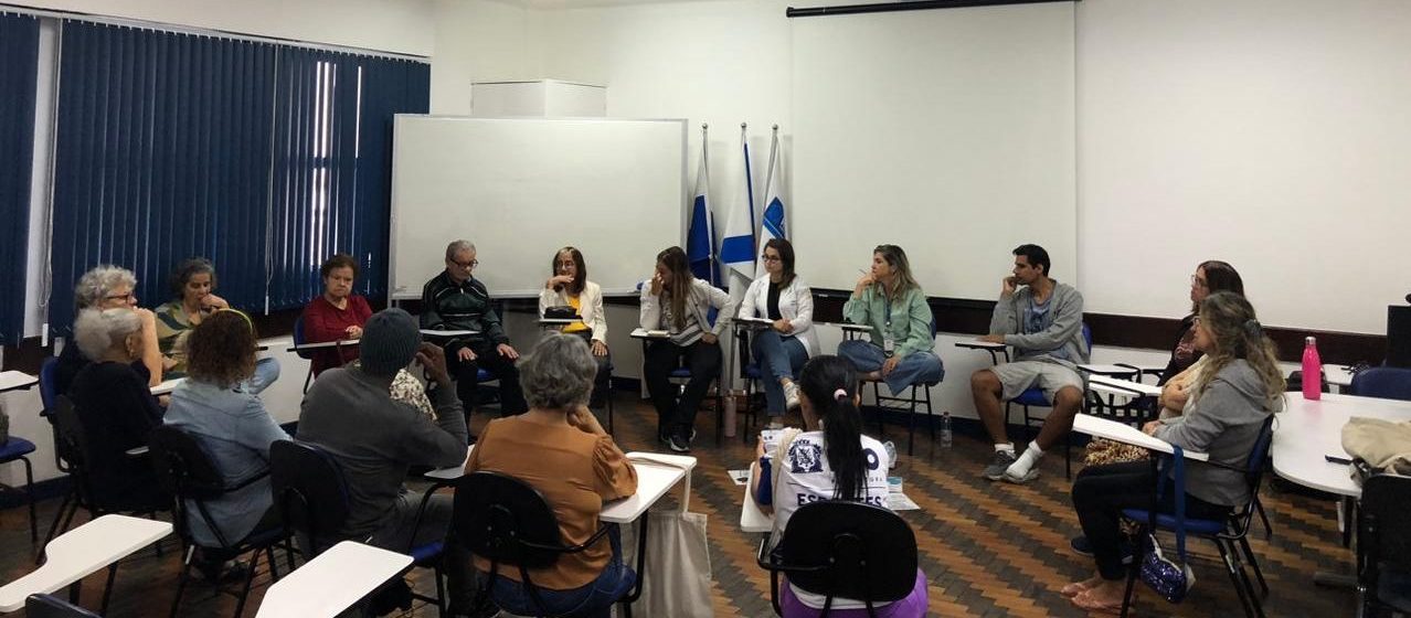 Grupo de Terapia Integrativa do CMS Manoel José Ferreira