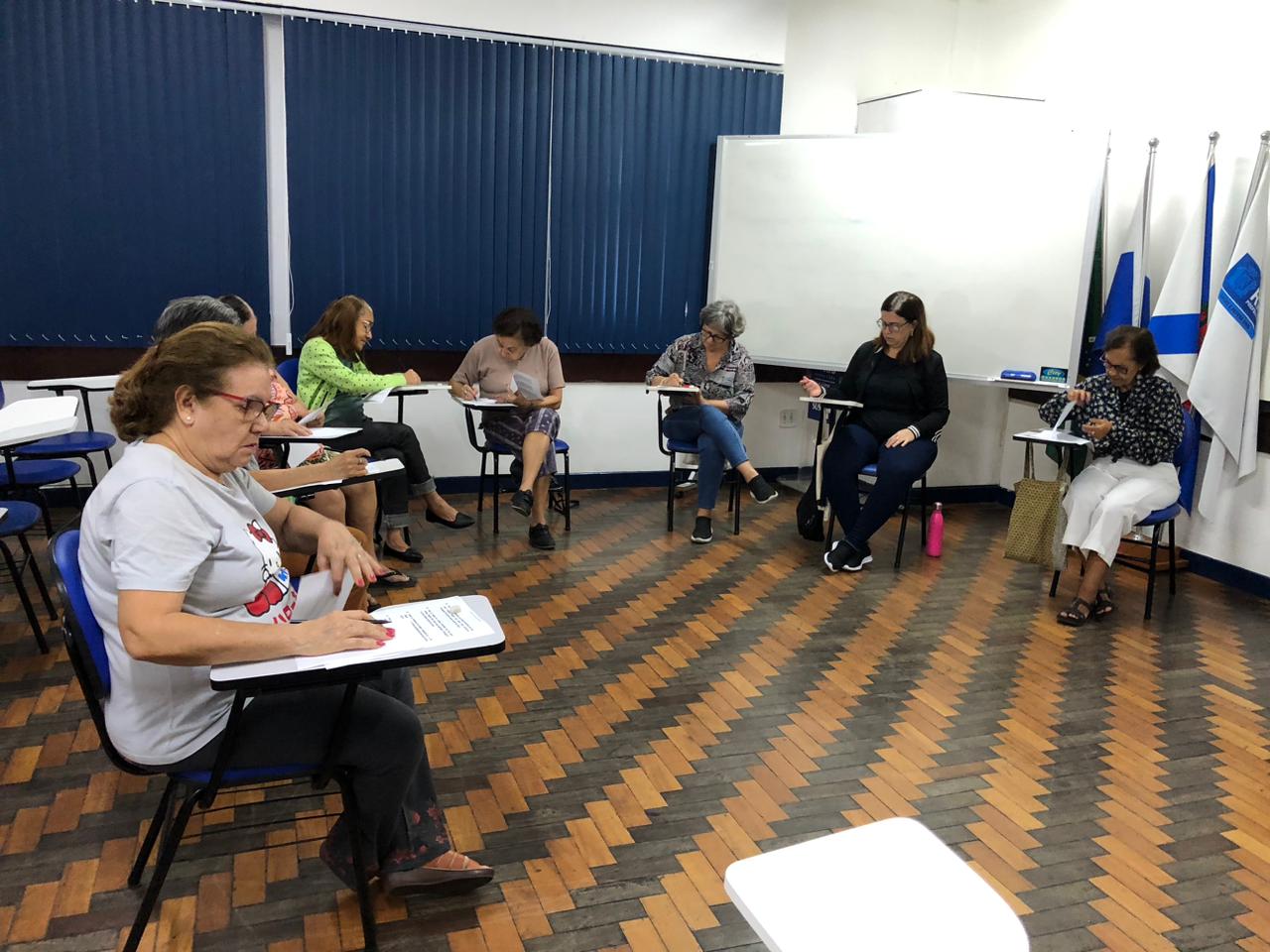 Grupo de Terapia Integrativa do CMS Manoel José Ferreira