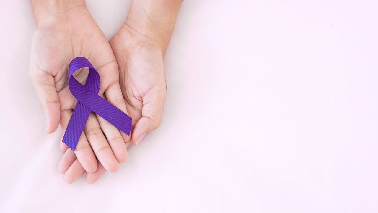 Maio Roxo: campanha de conscientização sobre as doenças inflamatórias intestinais