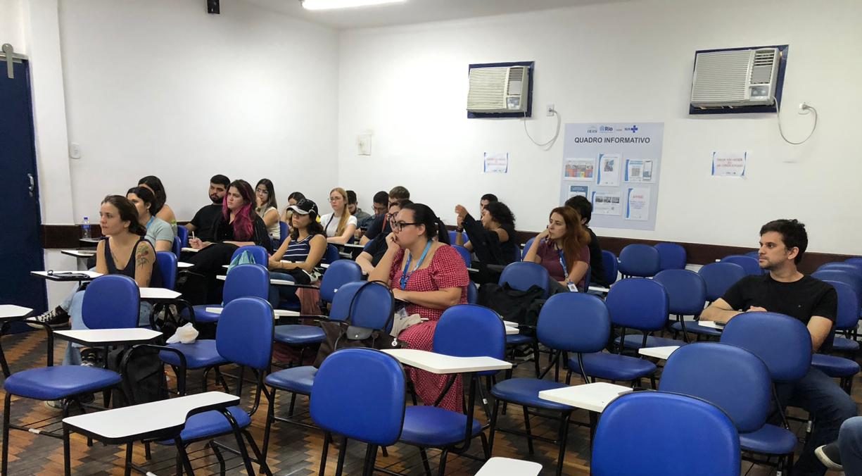 Aula do Programa de Residência em Medicina de Família e Comunidade (PRMFC)