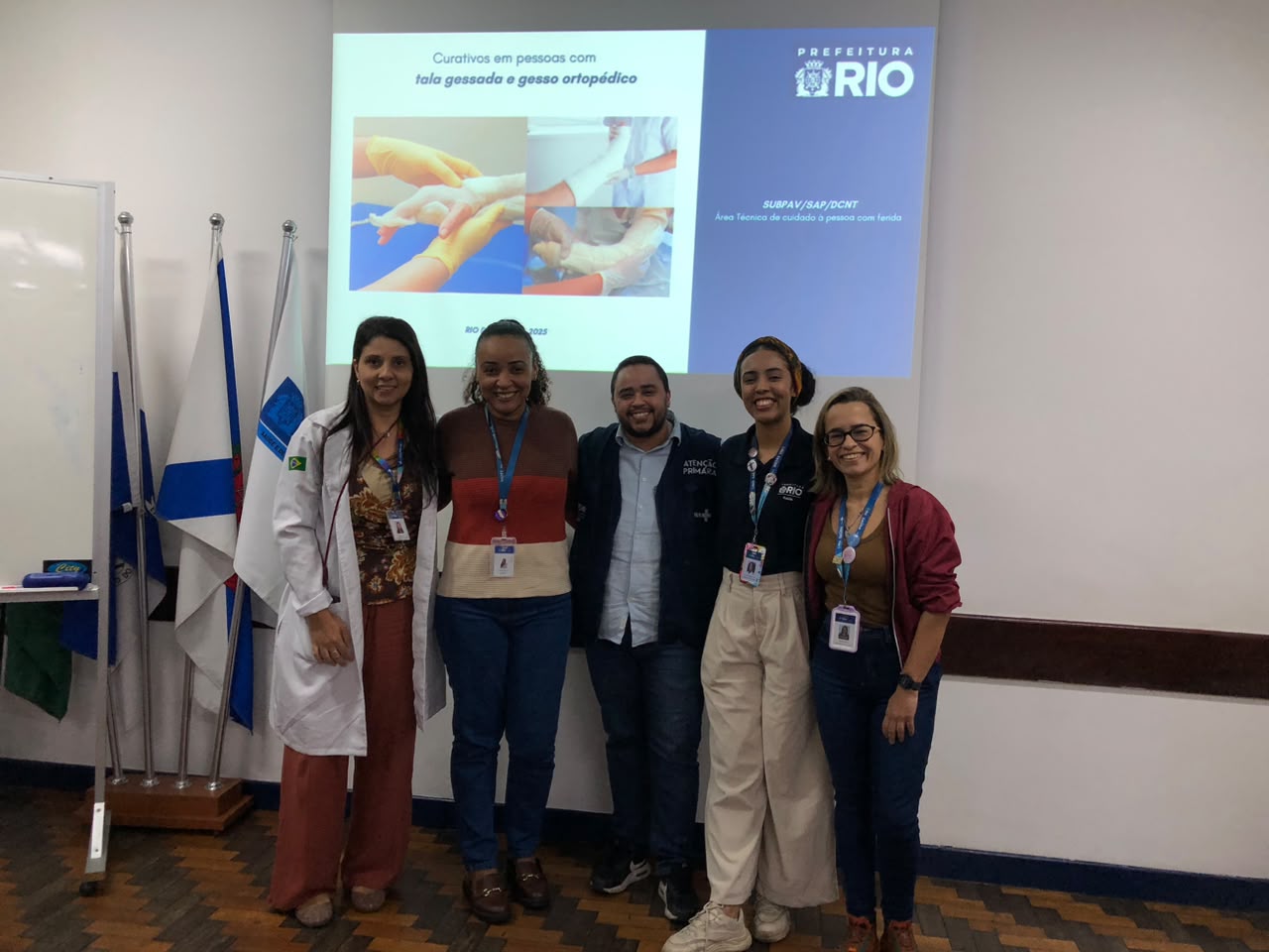 Treinamento em Tala Gessada para os Enfermeiros da CAP 2.1