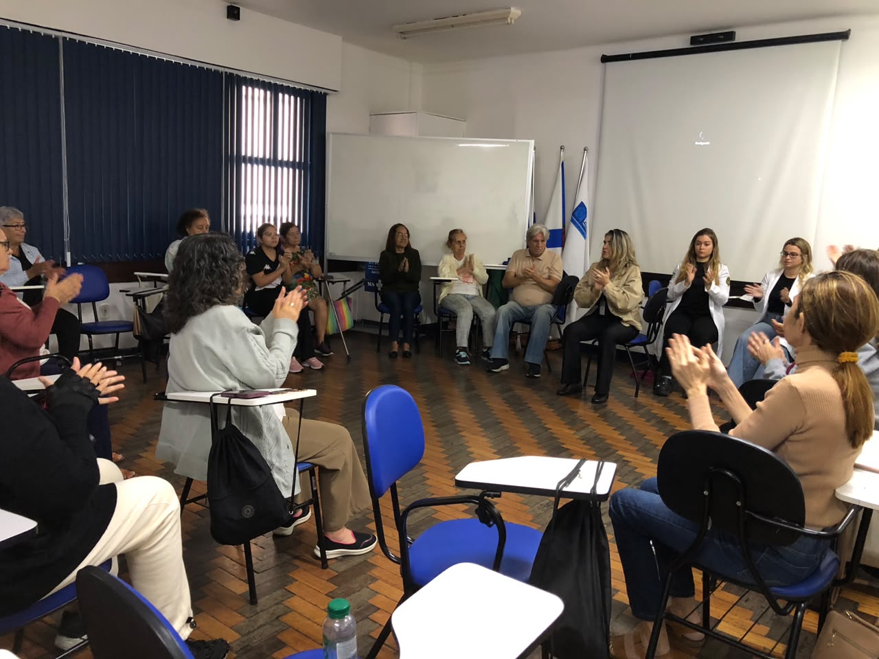 Grupo de Terapia Integrativa do CMS Manoel José Ferreira