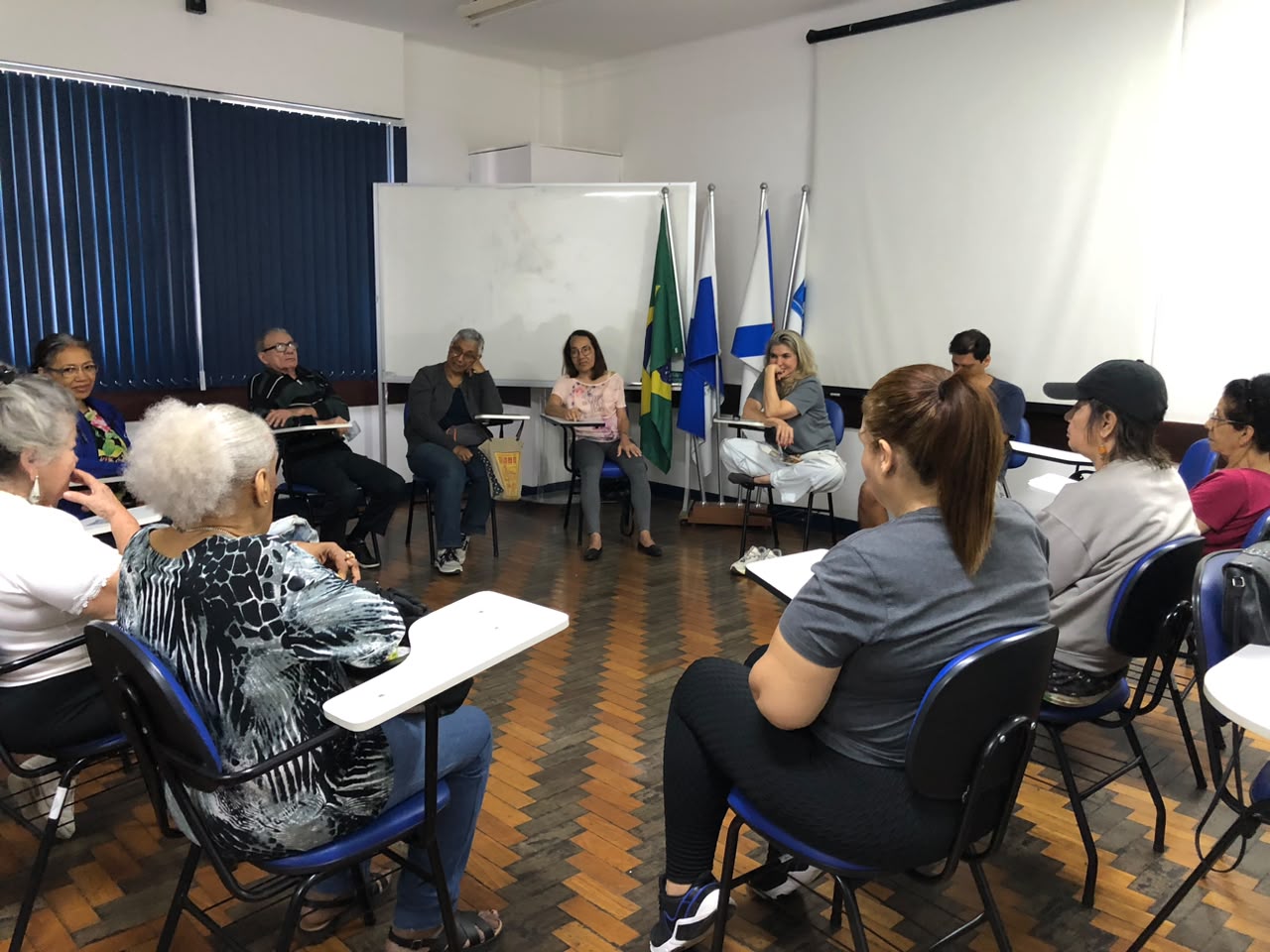 Grupo de Terapia Integrativa do CMS Manoel José Ferreira